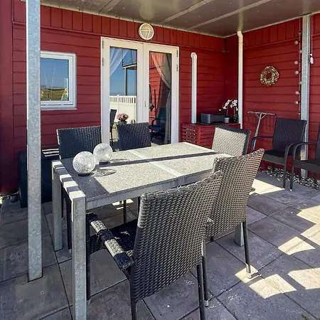 2 Bedroom Gorgeous In Holiday home *